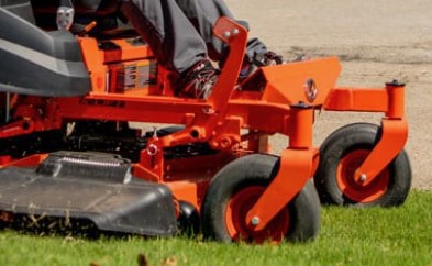 Kubota Z421KWTNC-60 Zero-Turn Mower | Bingham Equipment Company